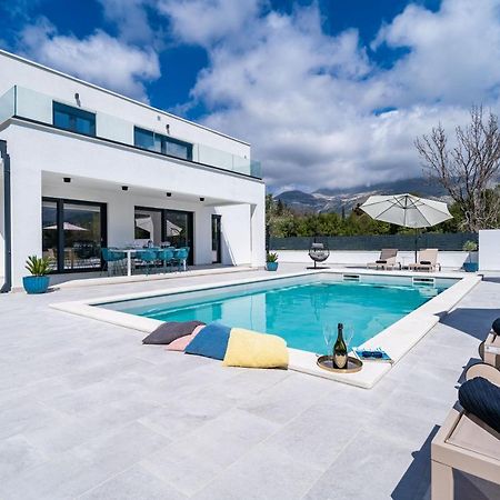 Villa Invigo - Brand New Private Pool Villa Mlini Exteriör bild