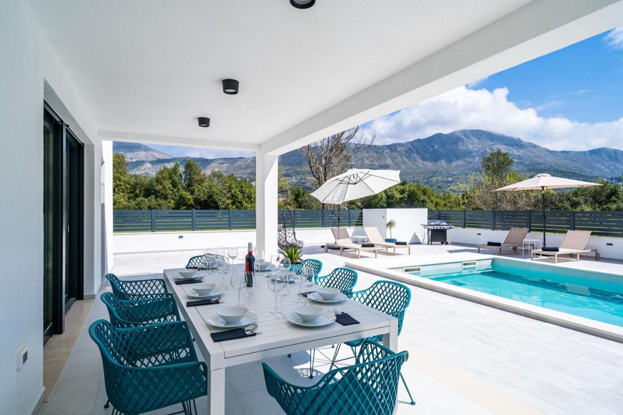 Villa Invigo - Brand New Private Pool Villa Mlini Exteriör bild